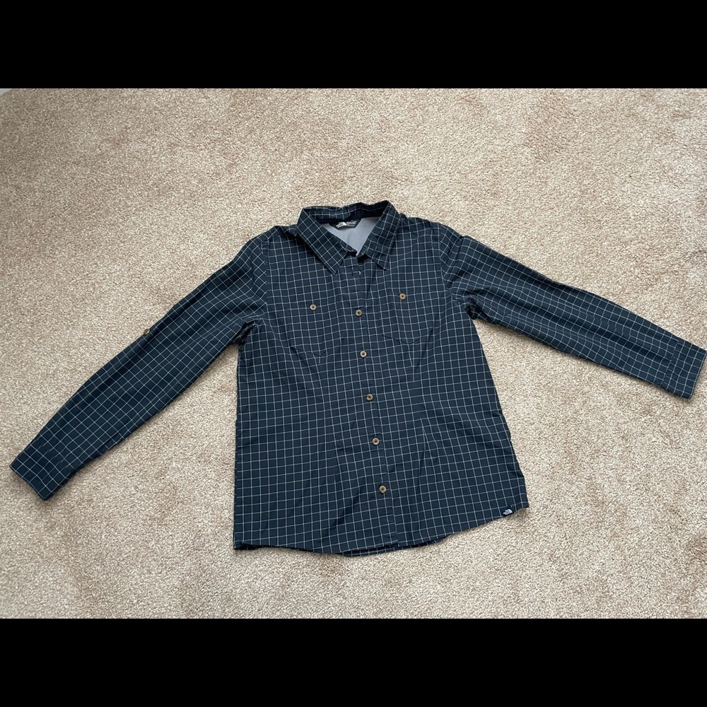 The North face Women’s shirt